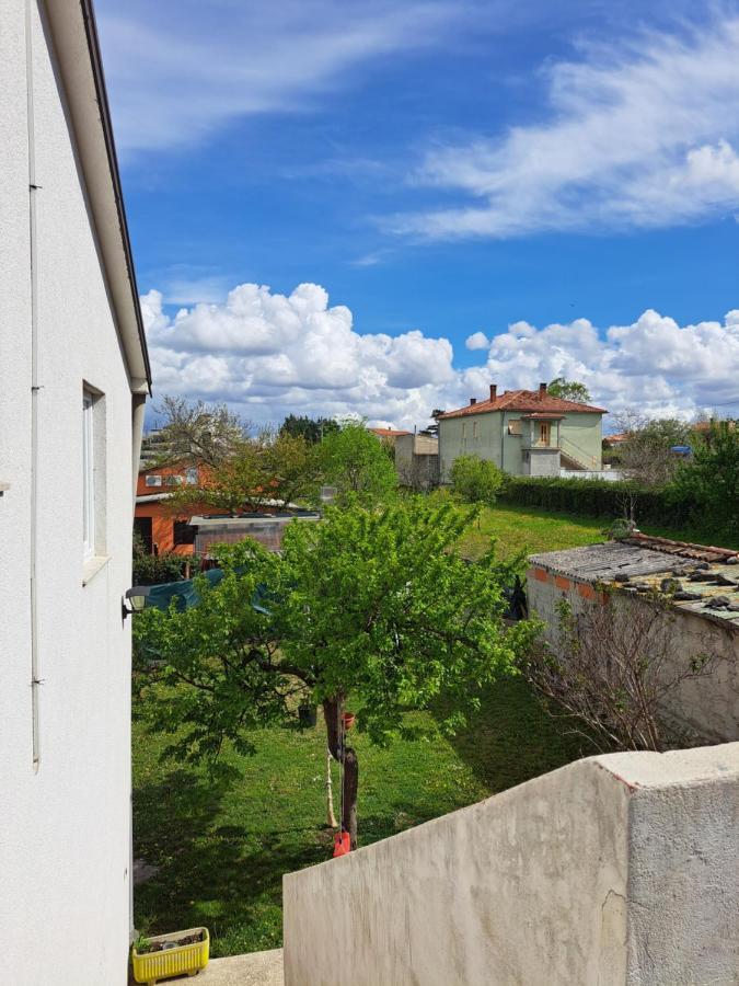 Гостьовий будинок Sobe Anja Бртонигла Екстер'єр фото